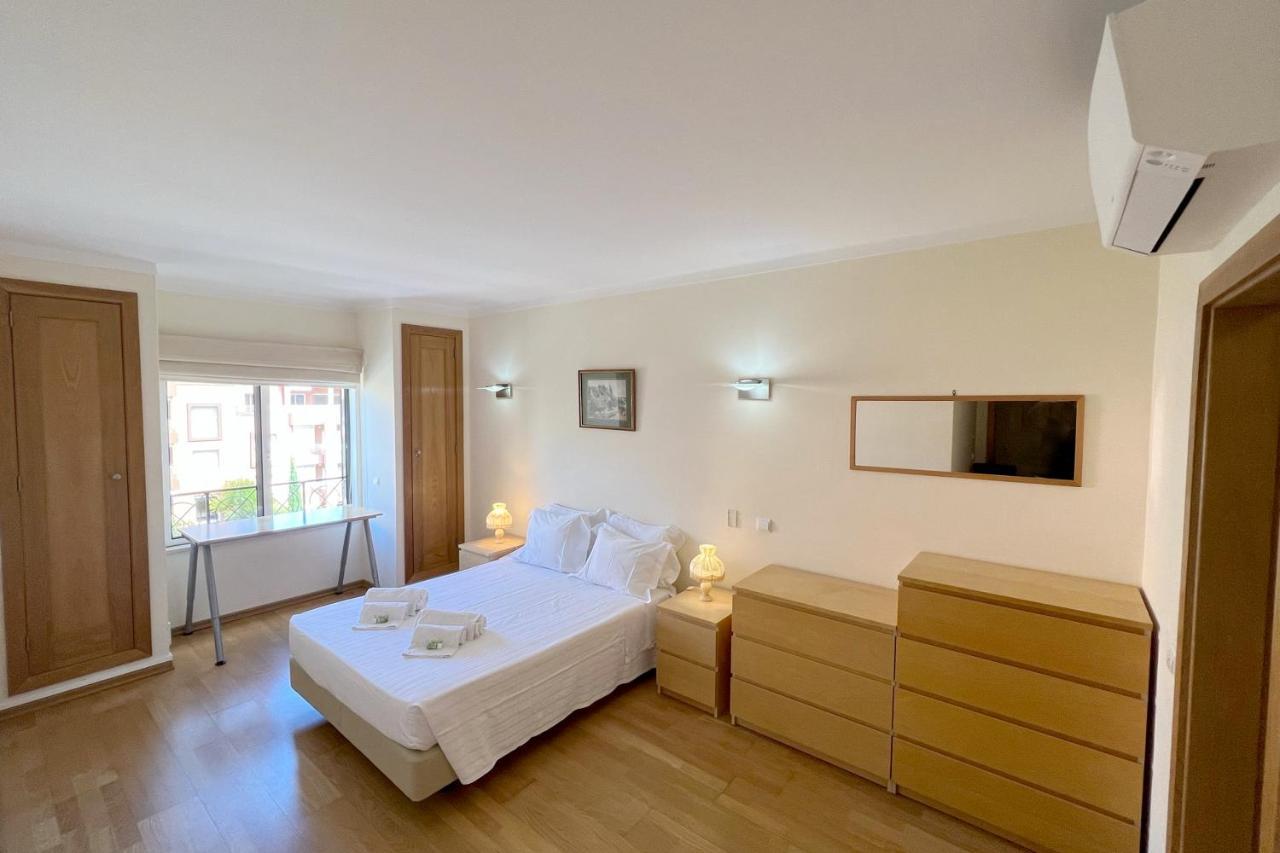Apartment By The Beach With Parking And Wifi By Amcf ปอร์ติเมา ภายนอก รูปภาพ